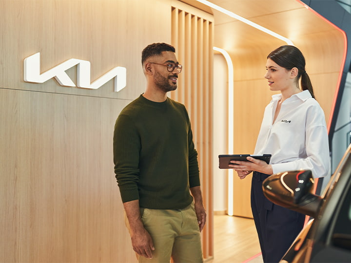 In Ihrer Kia Niederlassung erklärt man Ihnen gern die Details Ihrer Reparatur.