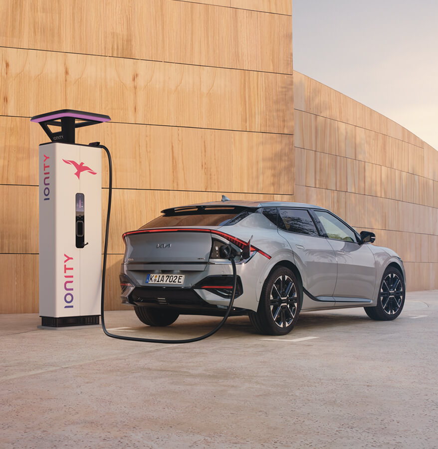 Kia EV6 se recharge avec IONITY