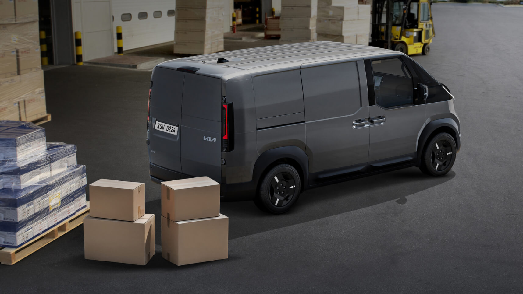 Le modèle Kia PV5 Fourgon avec des packs positionnés pour le chargement