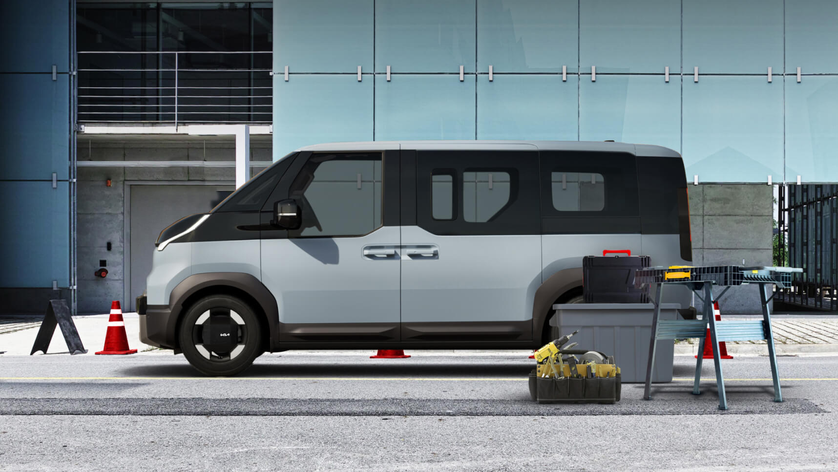 Le Kia PV5 configuré comme un fourgon de service polyvalent