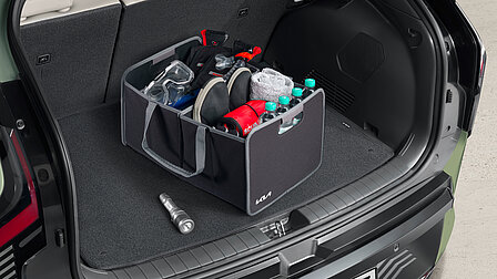 Taitettava säilytyslaatikko tavaratilaan