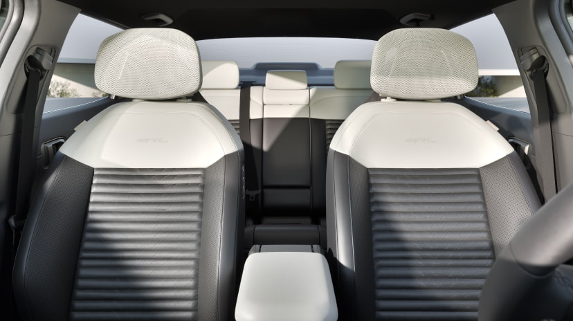 The Kia EV4 Fastback GTL