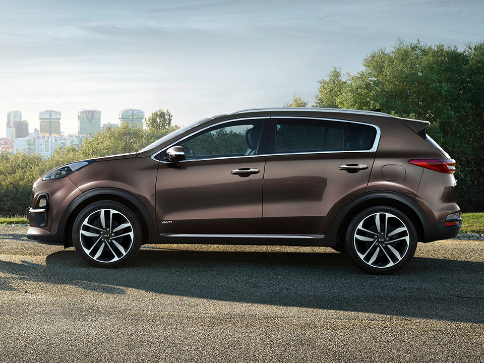 Kia Sportage refined interior with the new ergonomic cockpit