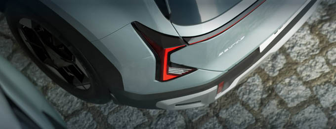 Kia Seltos detaljbild bakifrån.